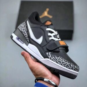 import placeholder for 551