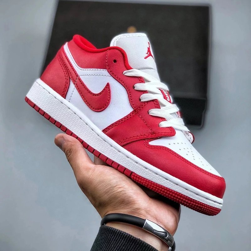 import placeholder for 1084