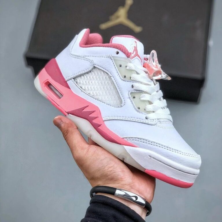 import placeholder for 883