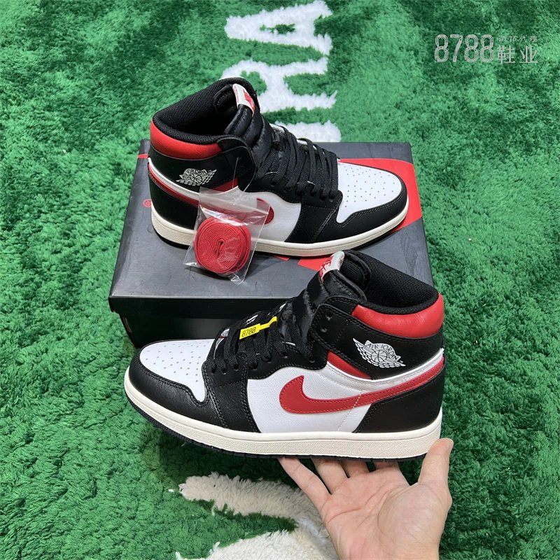 import placeholder for 810