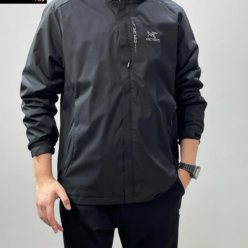 pcitem901444900 1aef00000199e191c2350a20e2c5 1484 1920.jpg