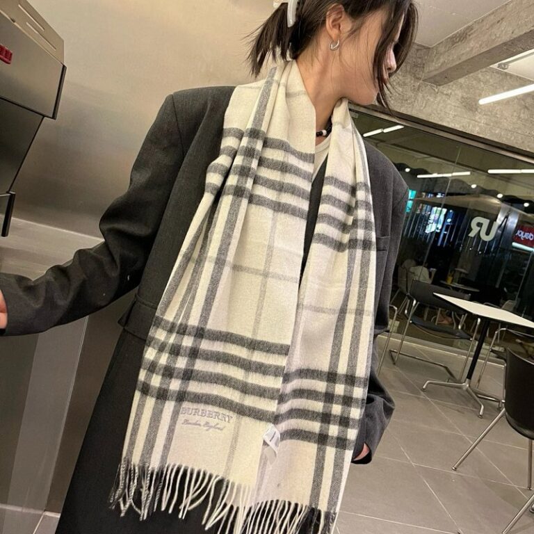 pcitem901444900 495700000199dce52a310a210256 1440 1920.jpg